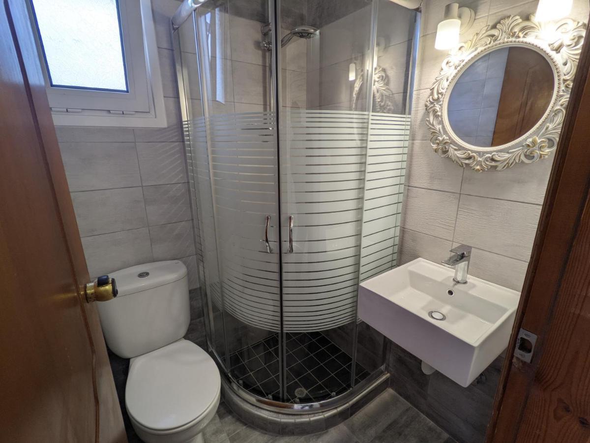 Stalós Modern 1-Bedroom With Bbq & Roof Garden Near Beach מראה חיצוני תמונה