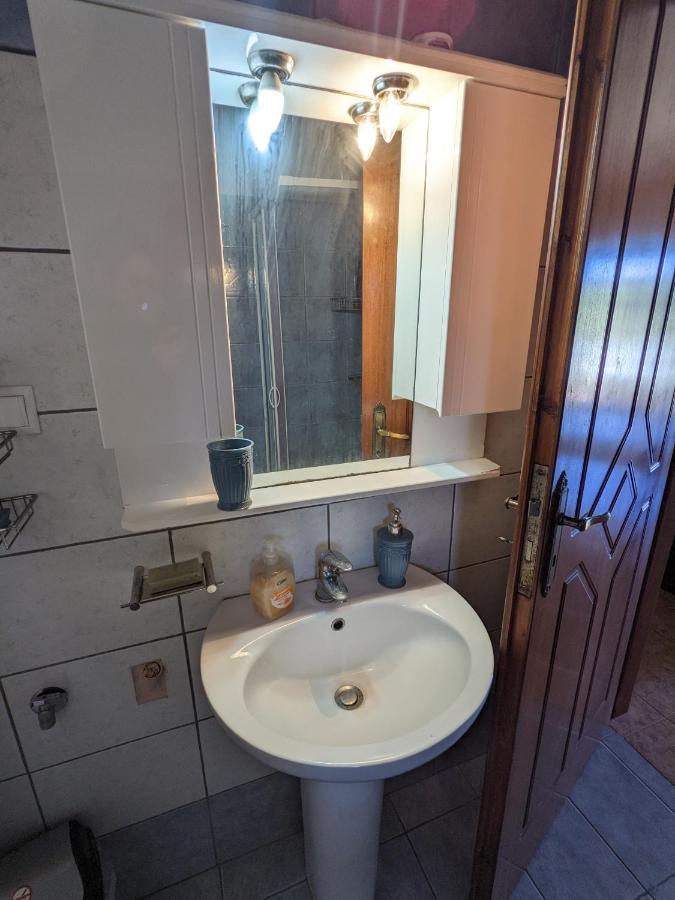 Stalós Modern 1-Bedroom With Bbq & Roof Garden Near Beach מראה חיצוני תמונה